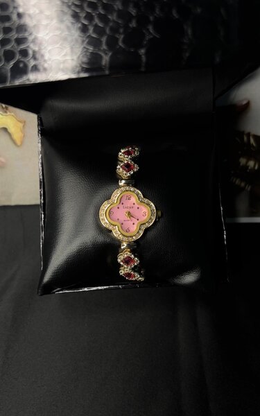 Montre bracelet florale femme