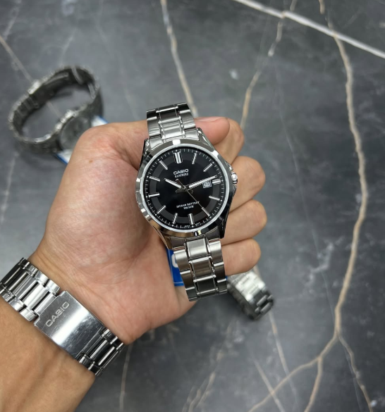 Casio  часы черные