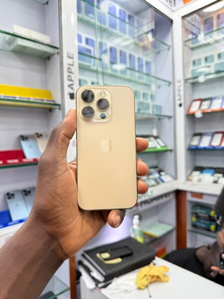 14 pro 128 Go message écran