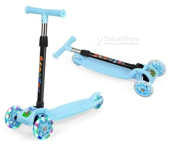 Trottinette enfant à trois roues