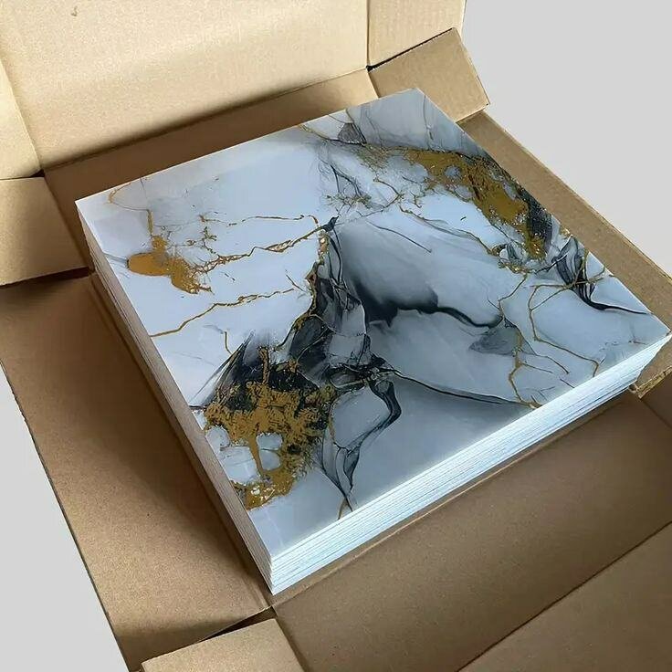 Carreaux de céramique marbrés