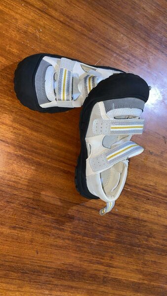 Sandales enfant confort