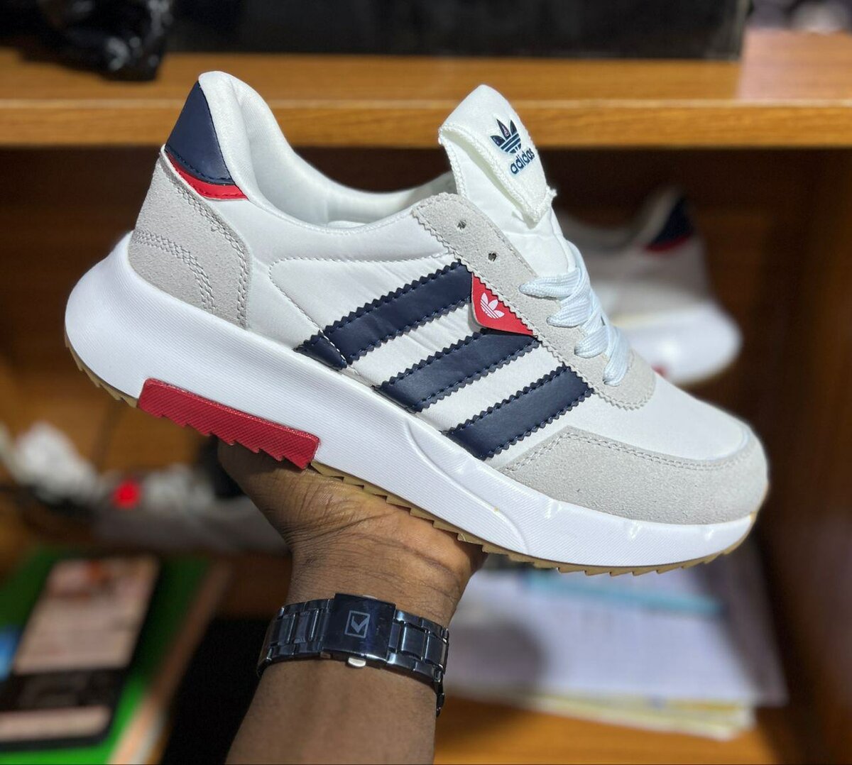 ADIDAS RETROPY F2