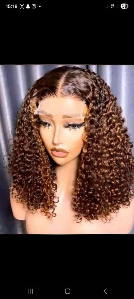 Perruque Bouclée Style Naturel