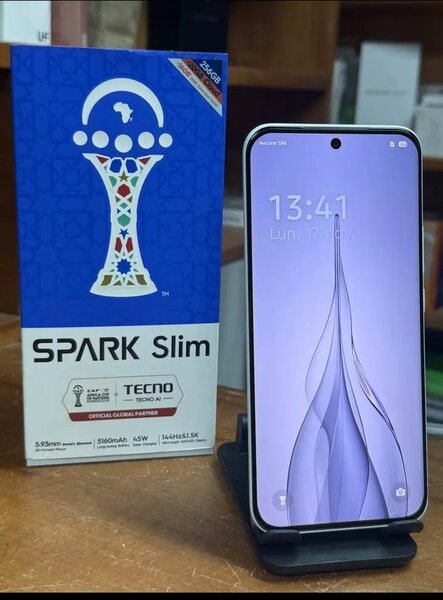 Tecno Spark Slim 256GB 16RAM