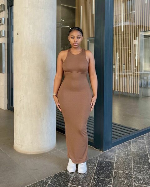 Robe moulante