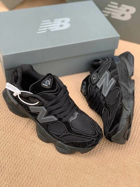 New Balance Sneakers