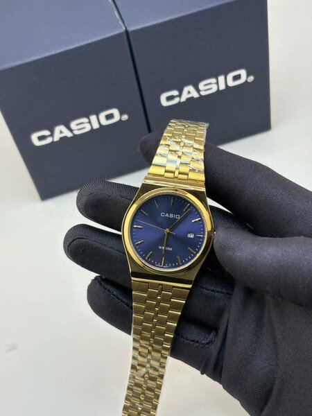 Montre Casio Élégante