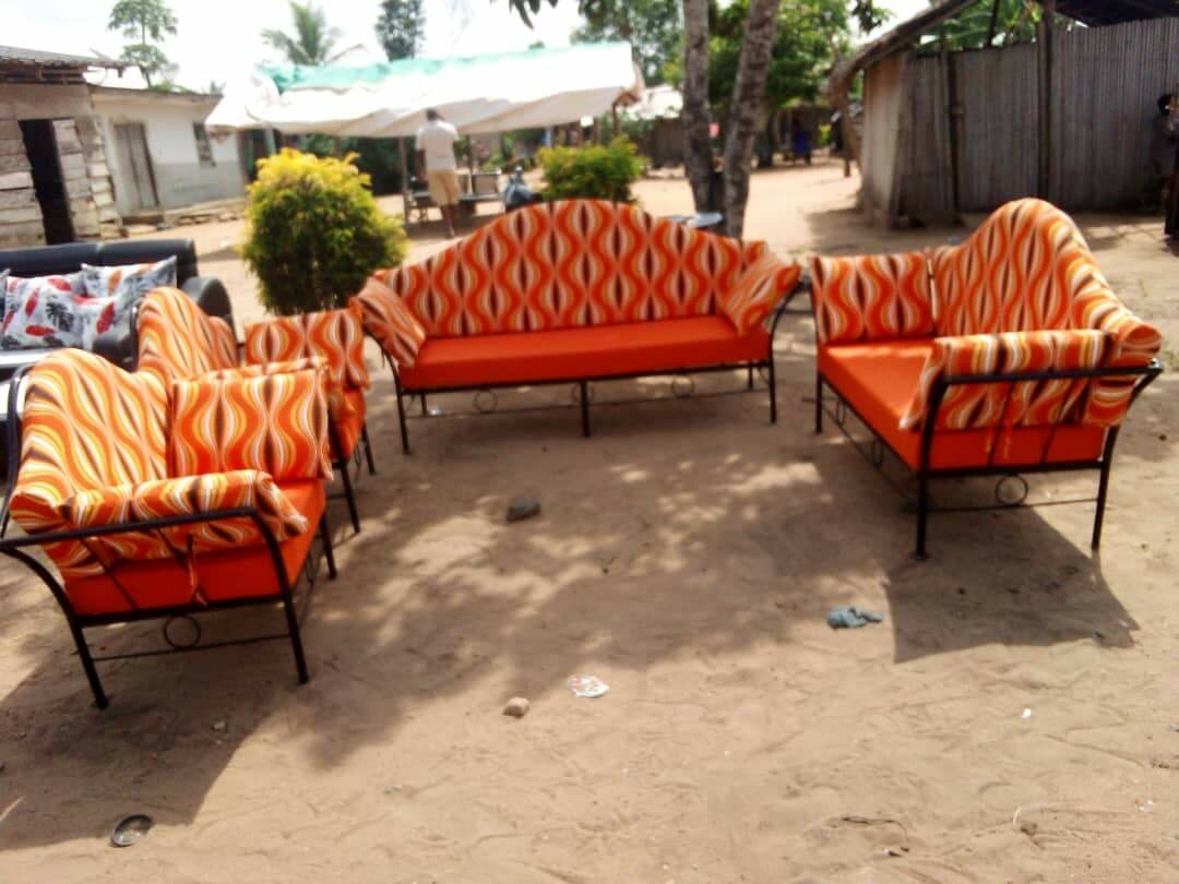 Fauteuil métallique