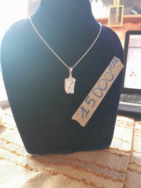 Collier pendentif élégant argent