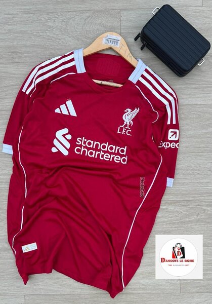 Maillot de football rouge LFC