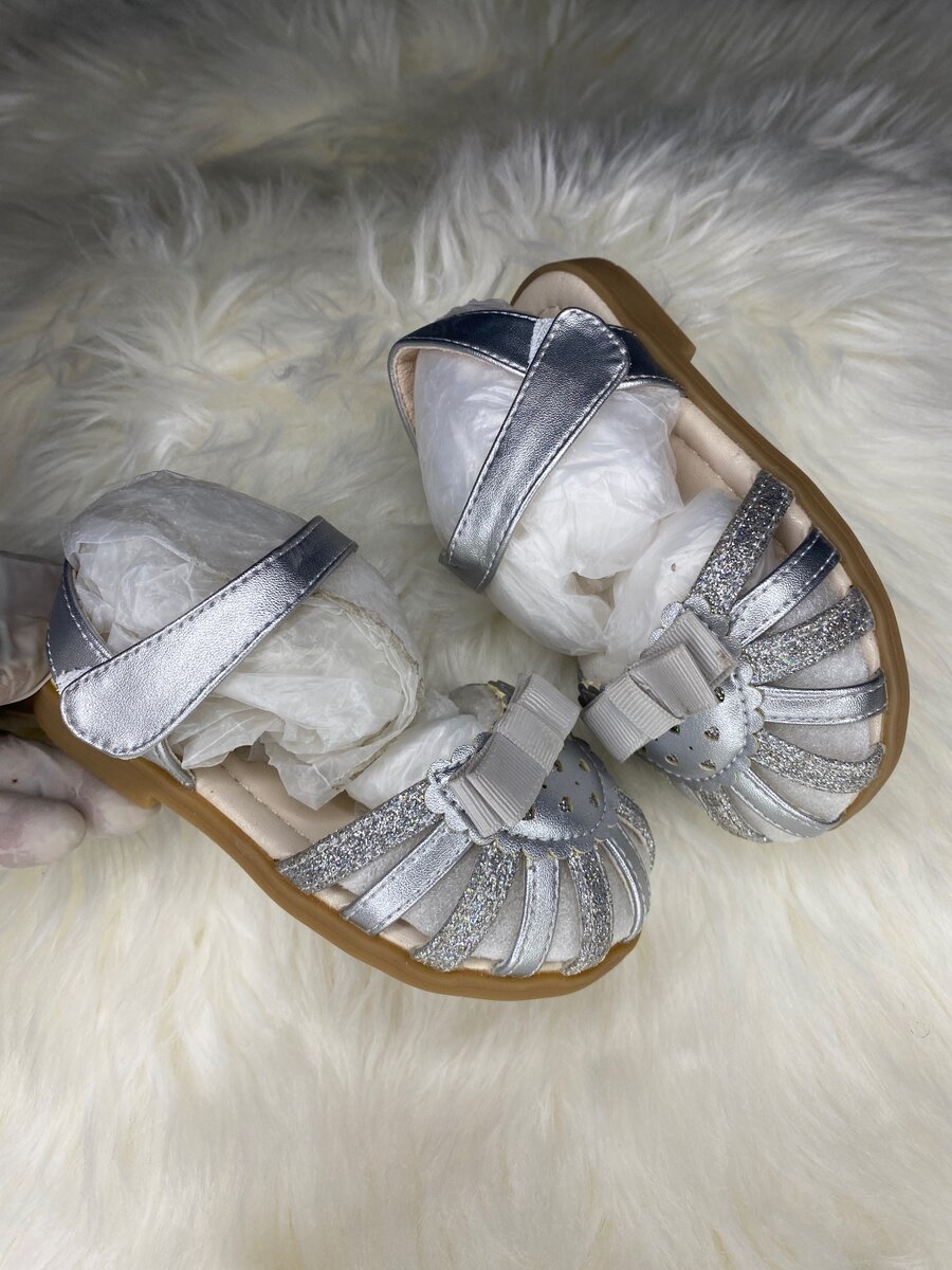 Babies sandals available in size 22
