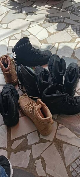 Chaussures tactiques noires pour hommes