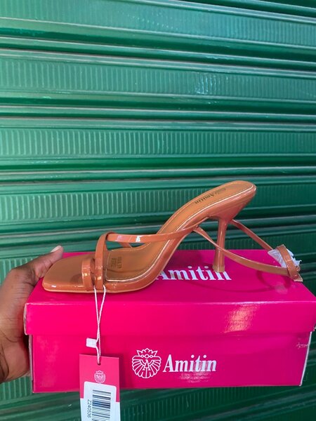Sandales à talons élégantes