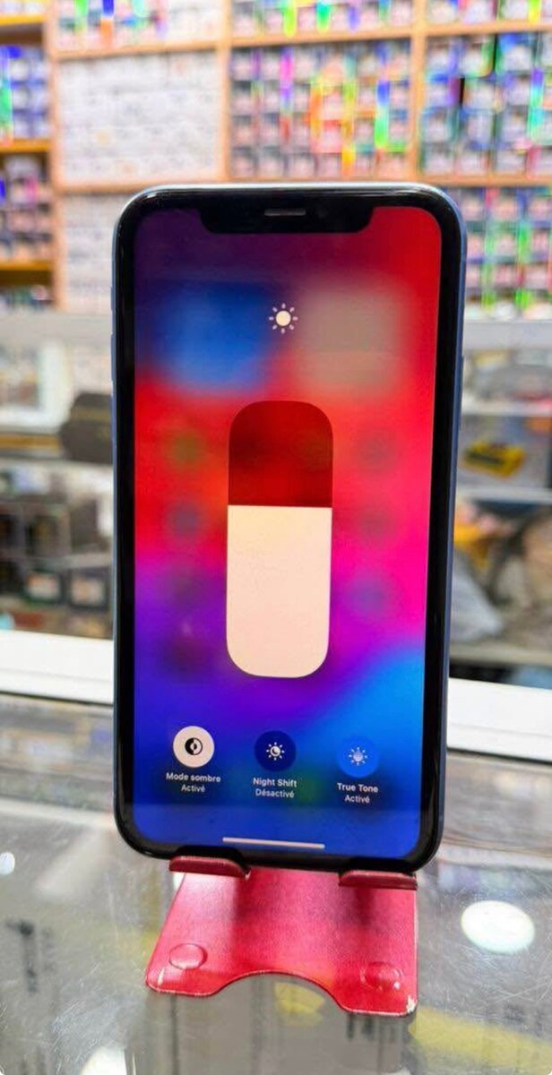 iPhone bleu performant