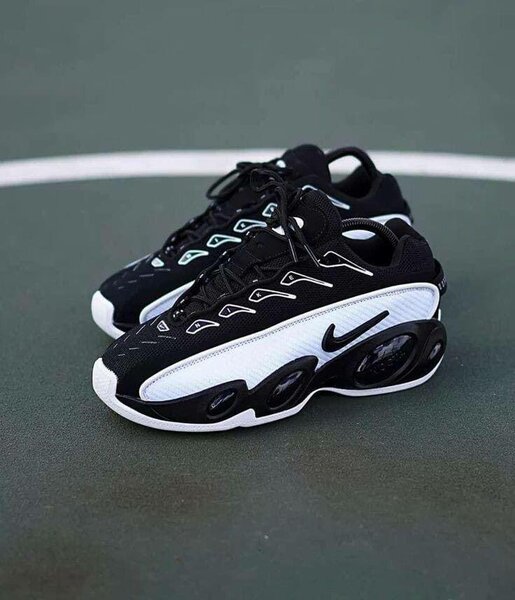 Baskets Nike modernes