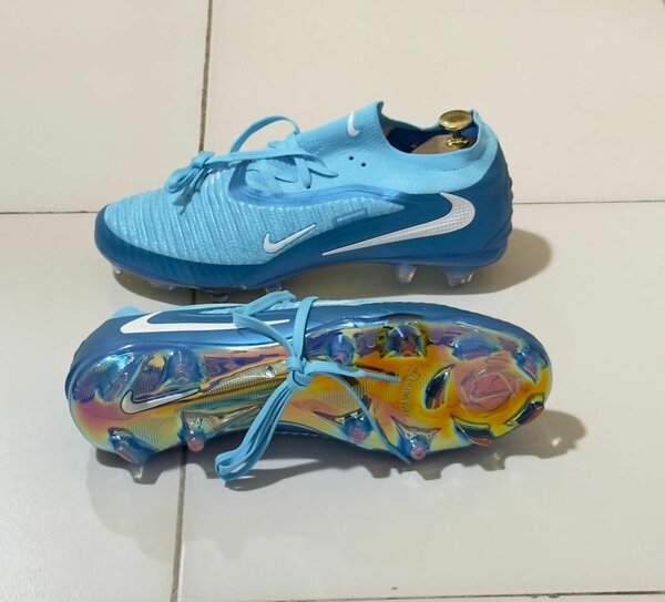 Chaussures de Foot Professionnelles