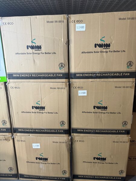 IWIN Rechargeable Solar standing fan. 7hrs