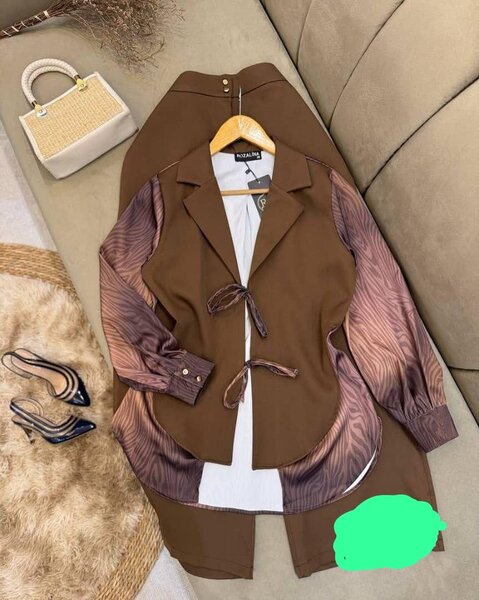 Ensemble tailleur élégant femme