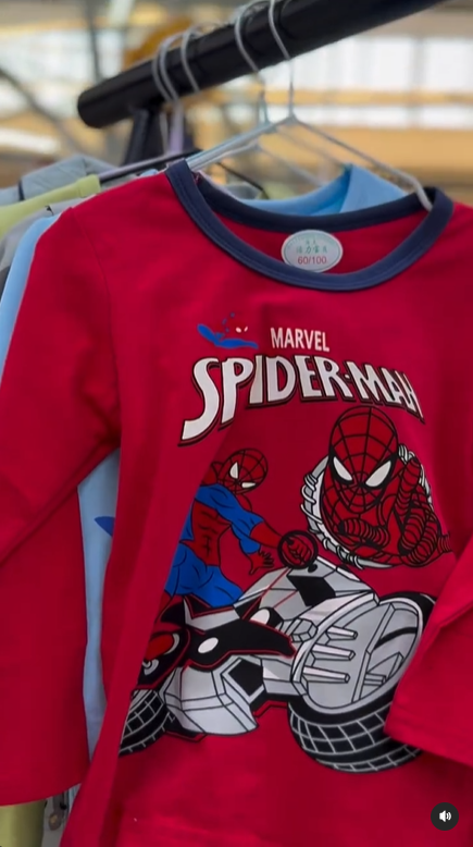 пижама детская красная