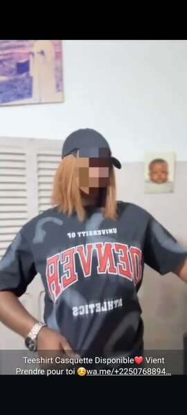T-shirt et casquette