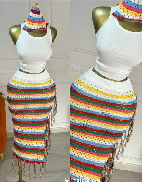 Robe élégante noir frangée