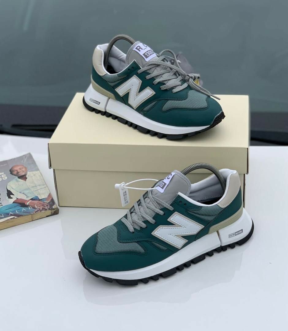 NEW BALANCE CLASSIC