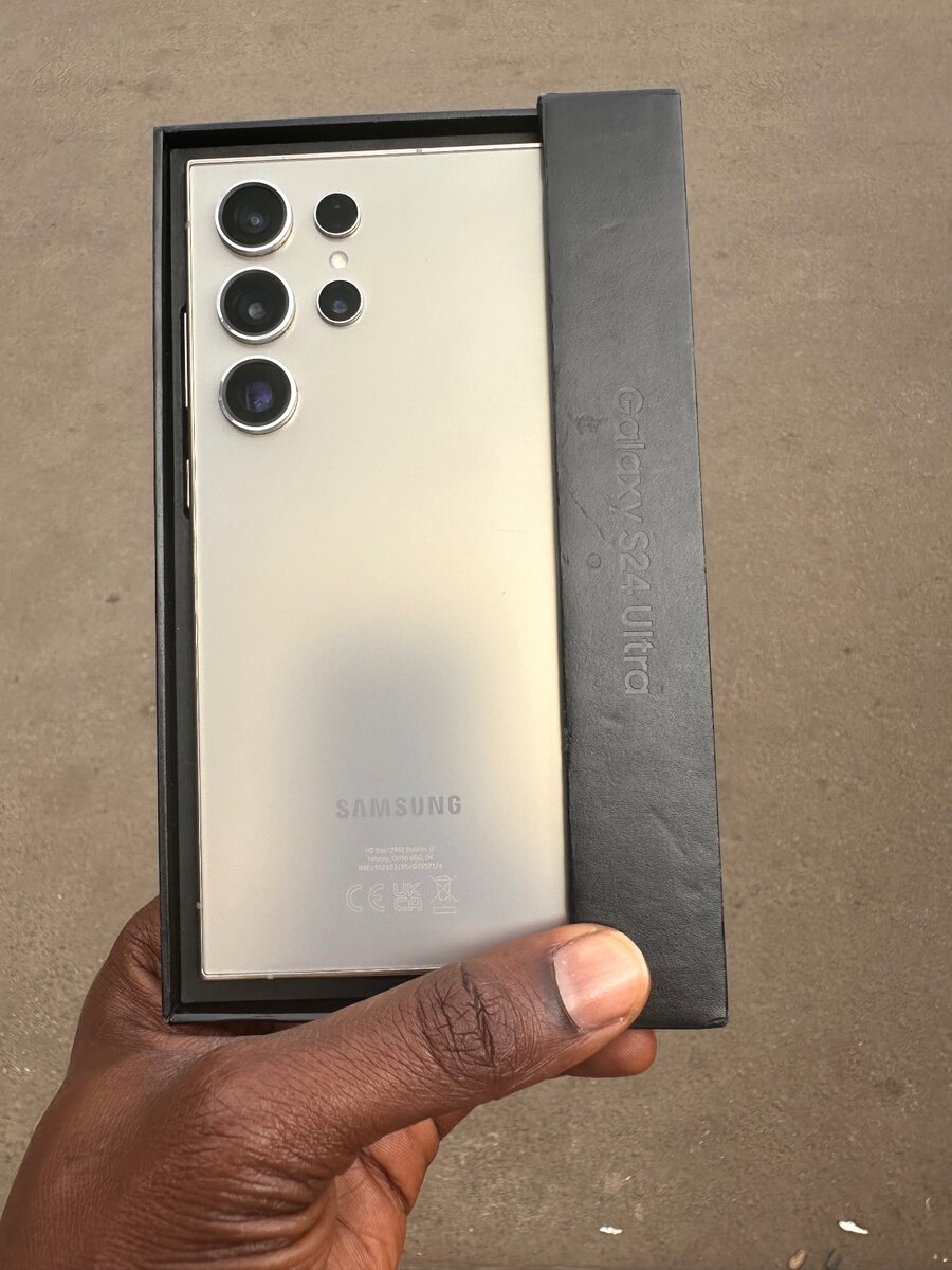 𝐒𝐚𝐦𝐬𝐮𝐧𝐠 𝐆𝐚𝐥𝐚𝐱𝐲 𝐒𝟐𝟒 𝐔𝐥𝐭𝐫𝐚