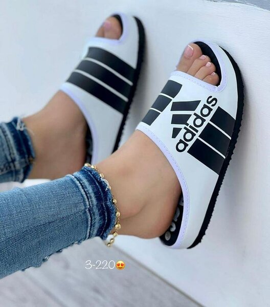 Sandales Adidas femme