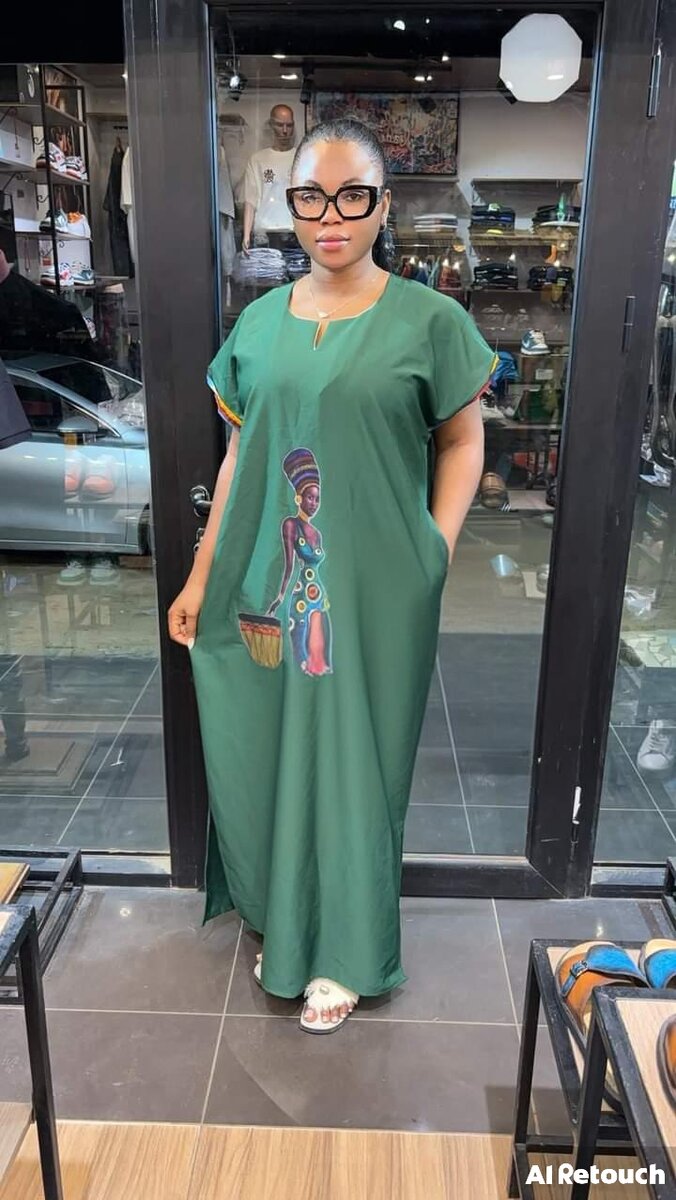 Robe disponible a 8000fr