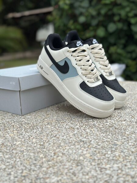 Air Force 1 customs