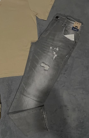 Jeans size 34
