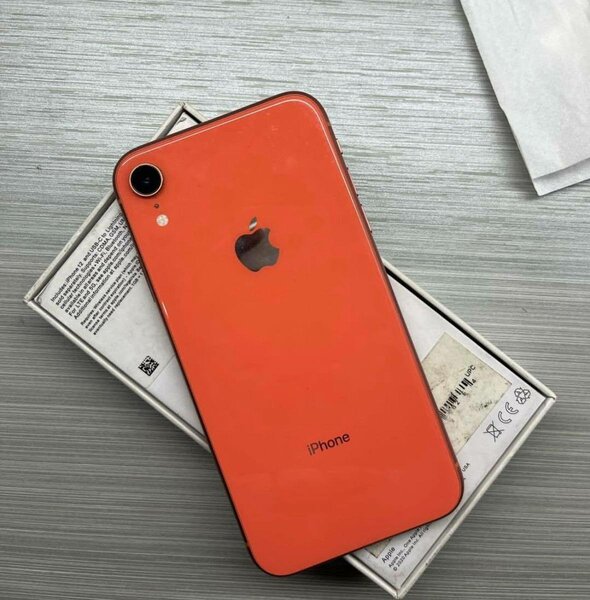 iPhone XR Rouge