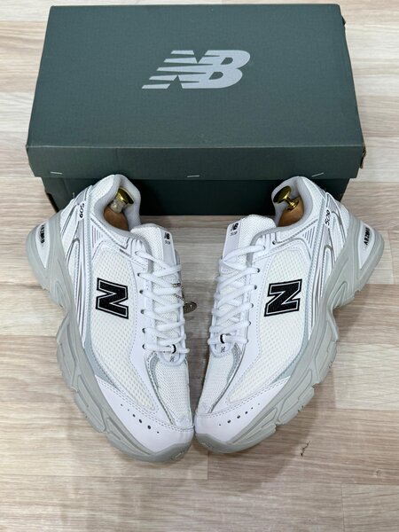 Baskets New Balance 530