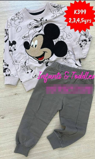 Ensemble de vêtements