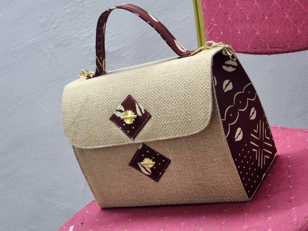 Sac à main artisanal élégant