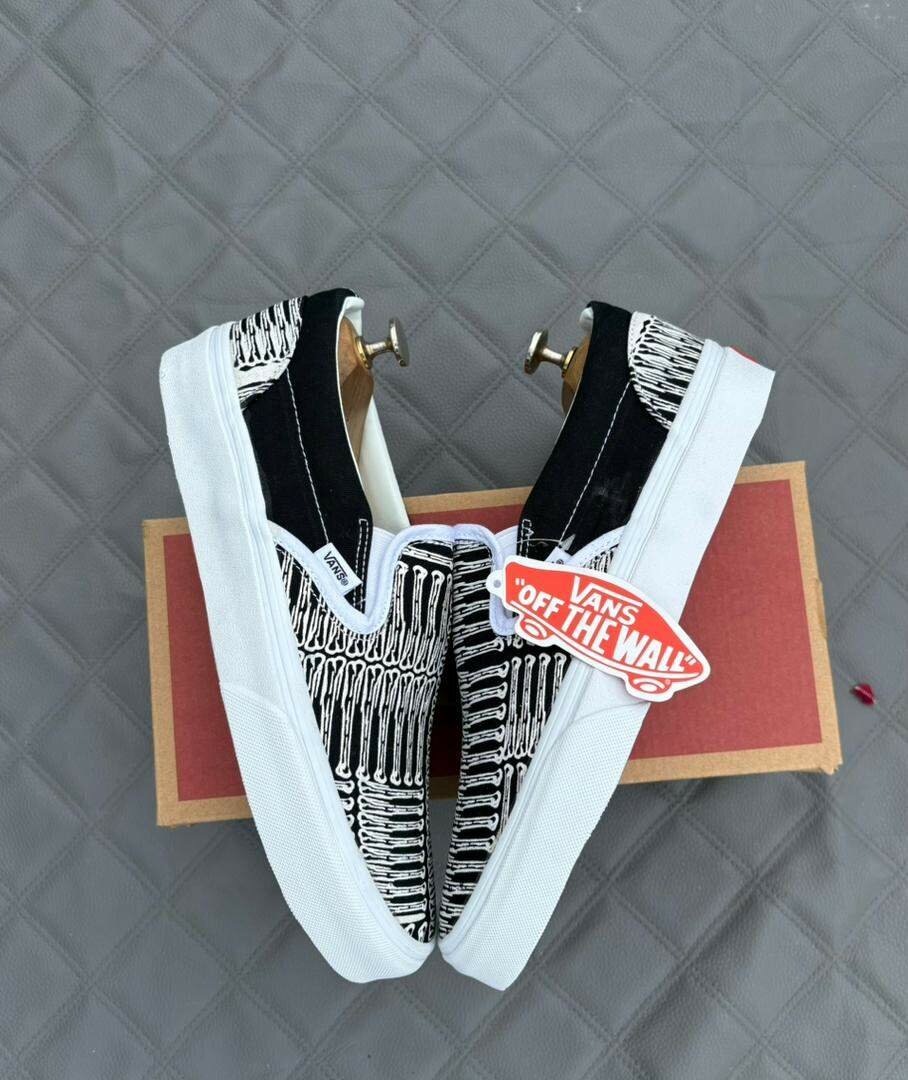 Vans Slip-On Noir et Blanc