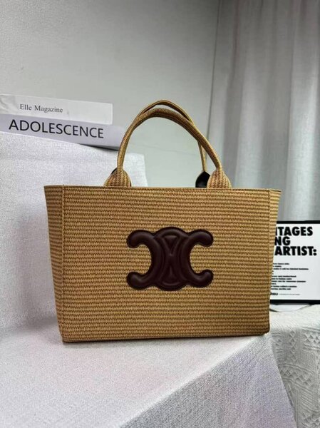 Sac fourre-tout en rotin coloré