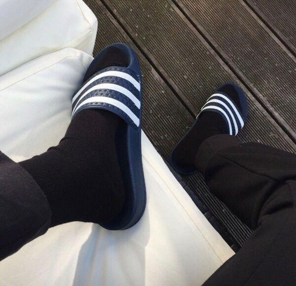 Adidas homme bleu chaussons