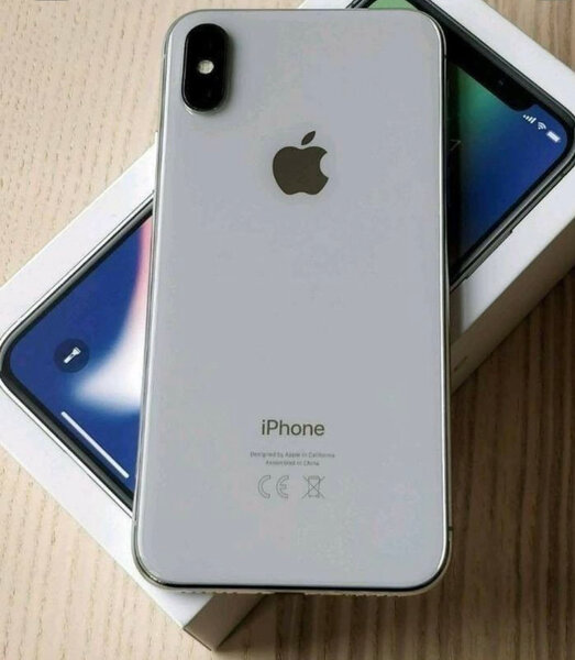 iPhone X Argent 64 Go