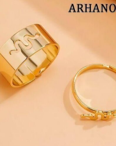 Bague dorée minimaliste