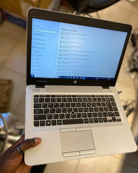 Hp Elite Mt42.  AMD A8.