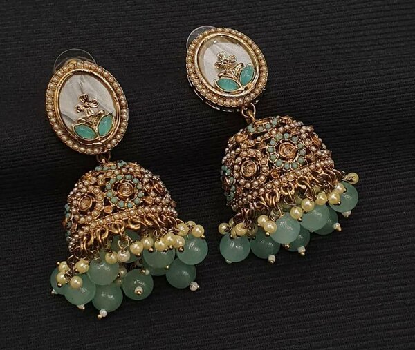 Ladies earrings