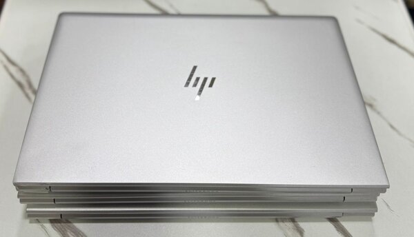 Ordinateur Portable HP 15.6" Intel i5