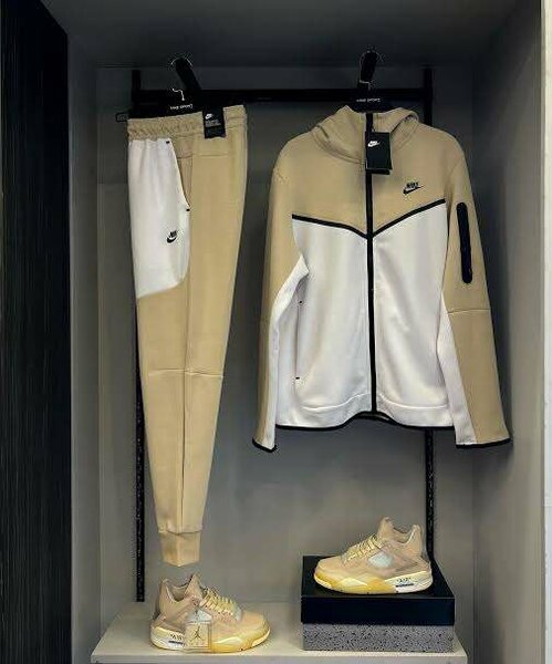 Ensemble de survêtement tendance