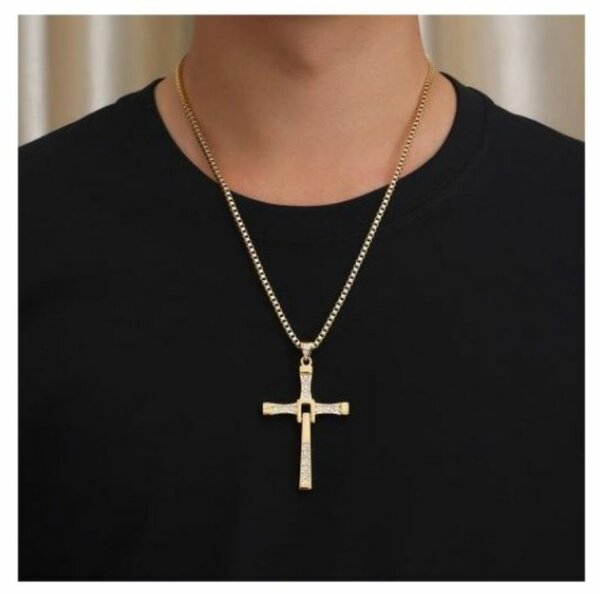 Pendentif chaine en croix