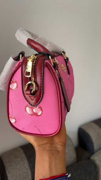 Sac à main cerises rose