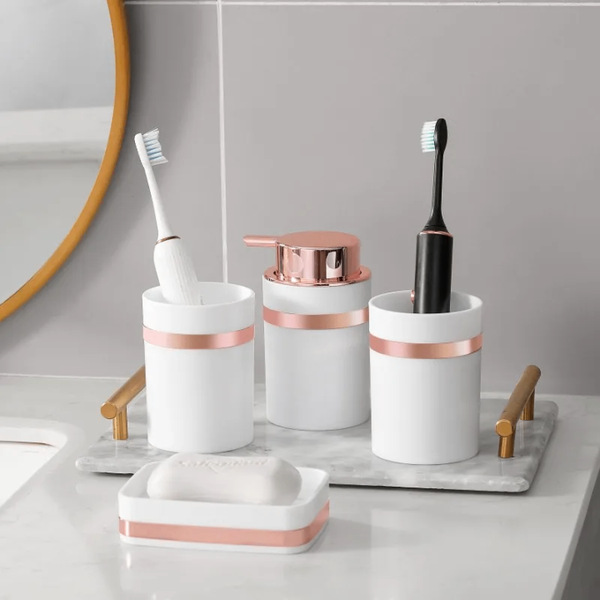 Ensemble d'accessoires de salle de bains élégant