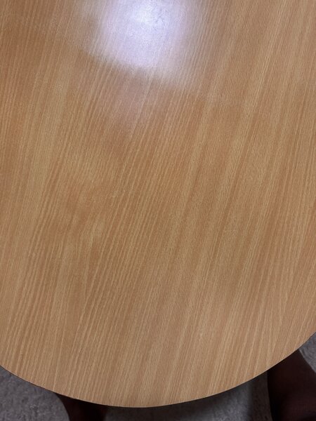 Table d'appoint en bois naturel