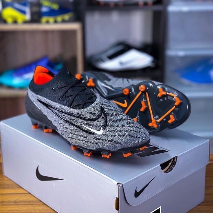Phantom football boot